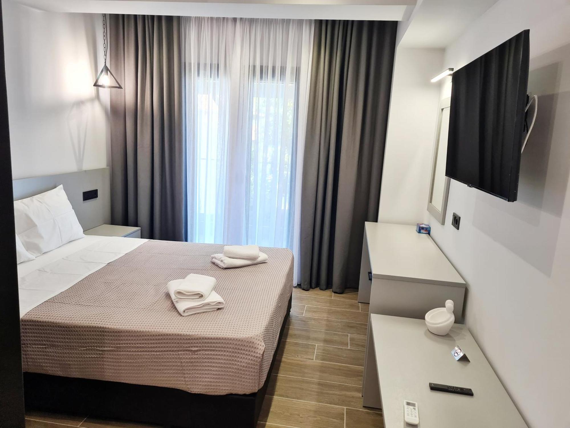 Agnanti-Apartments B Nikiti  Eksteriør billede