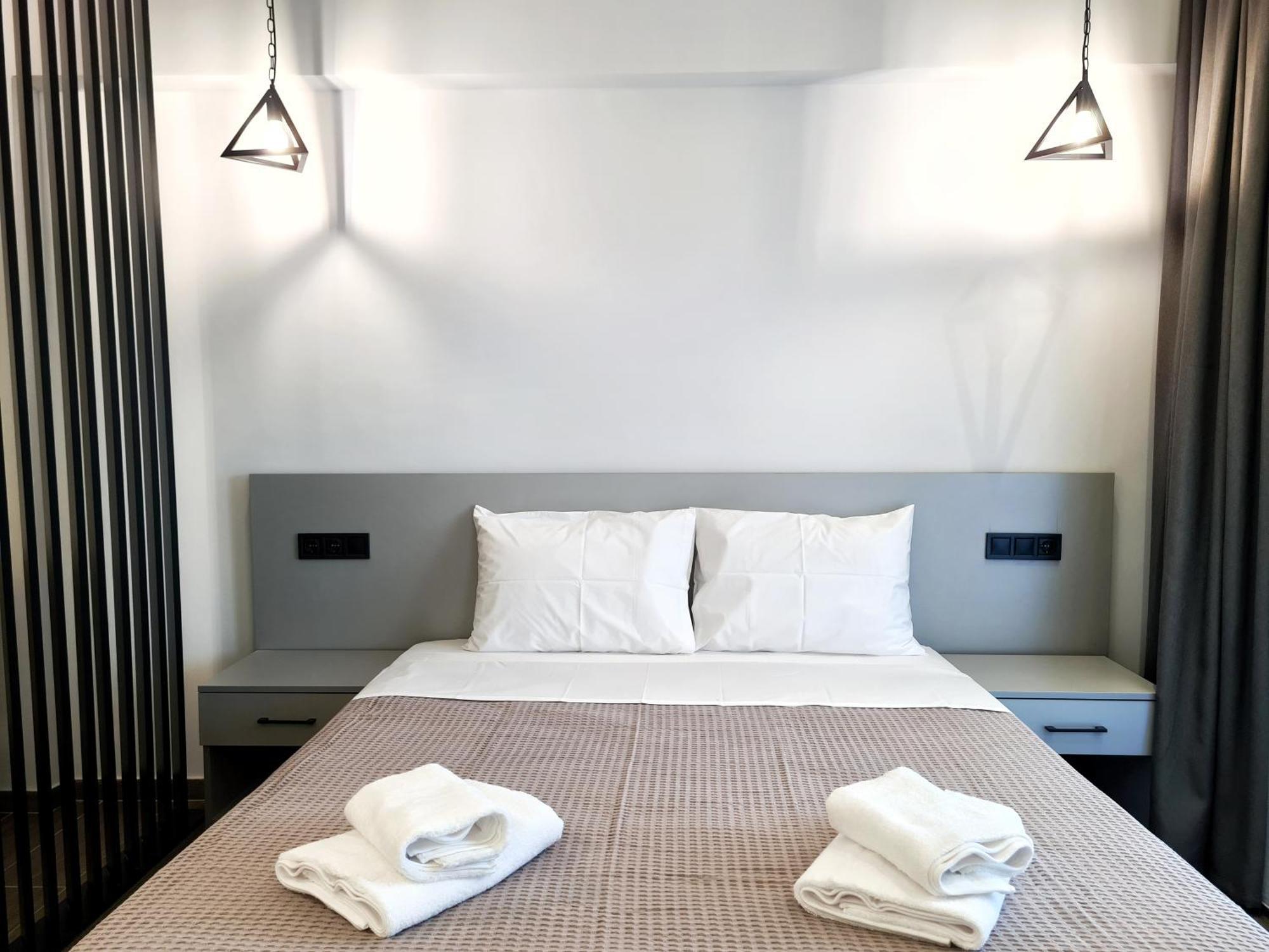 Agnanti-Apartments B Nikiti  Eksteriør billede