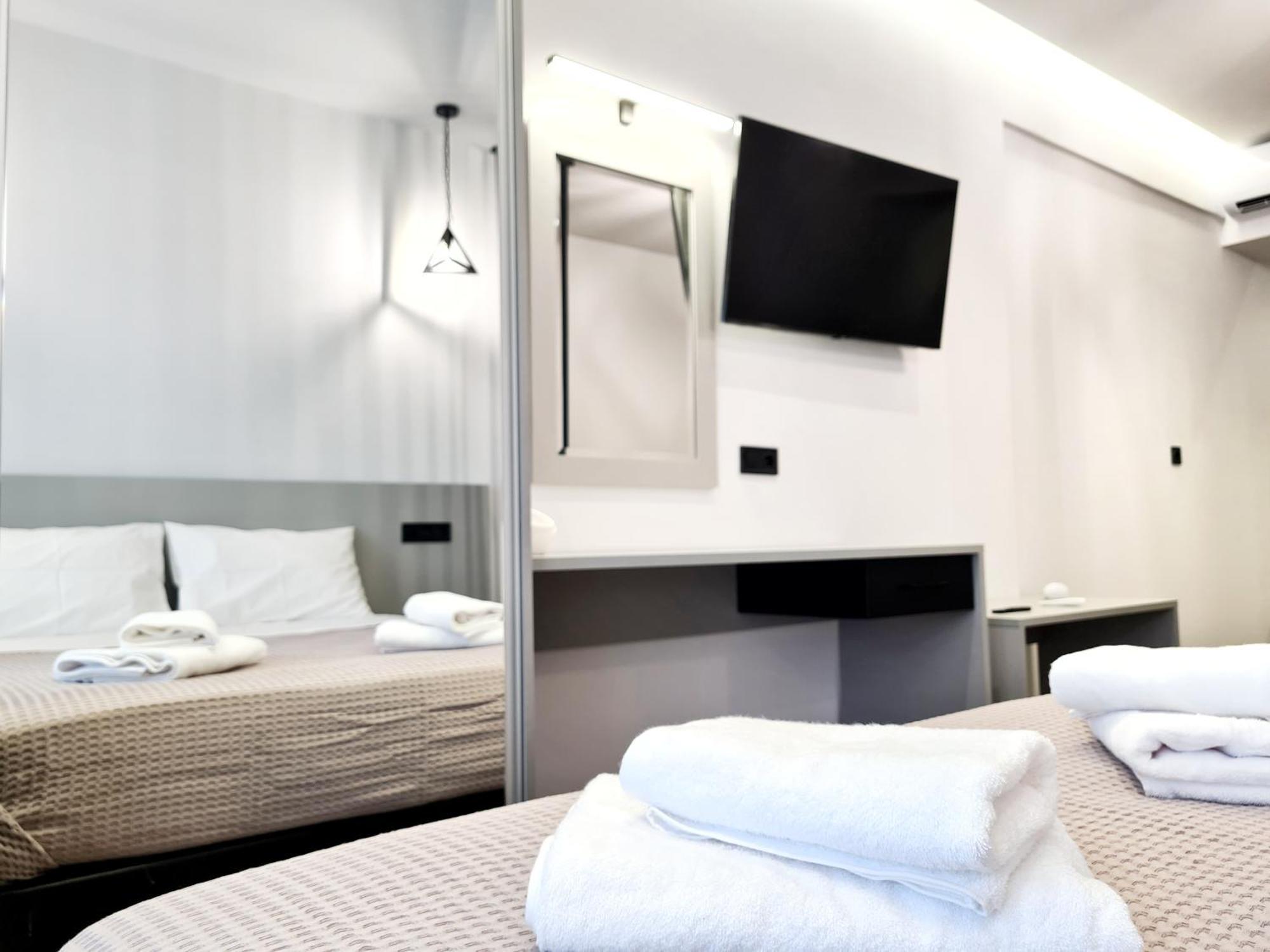 Agnanti-Apartments B Nikiti  Eksteriør billede