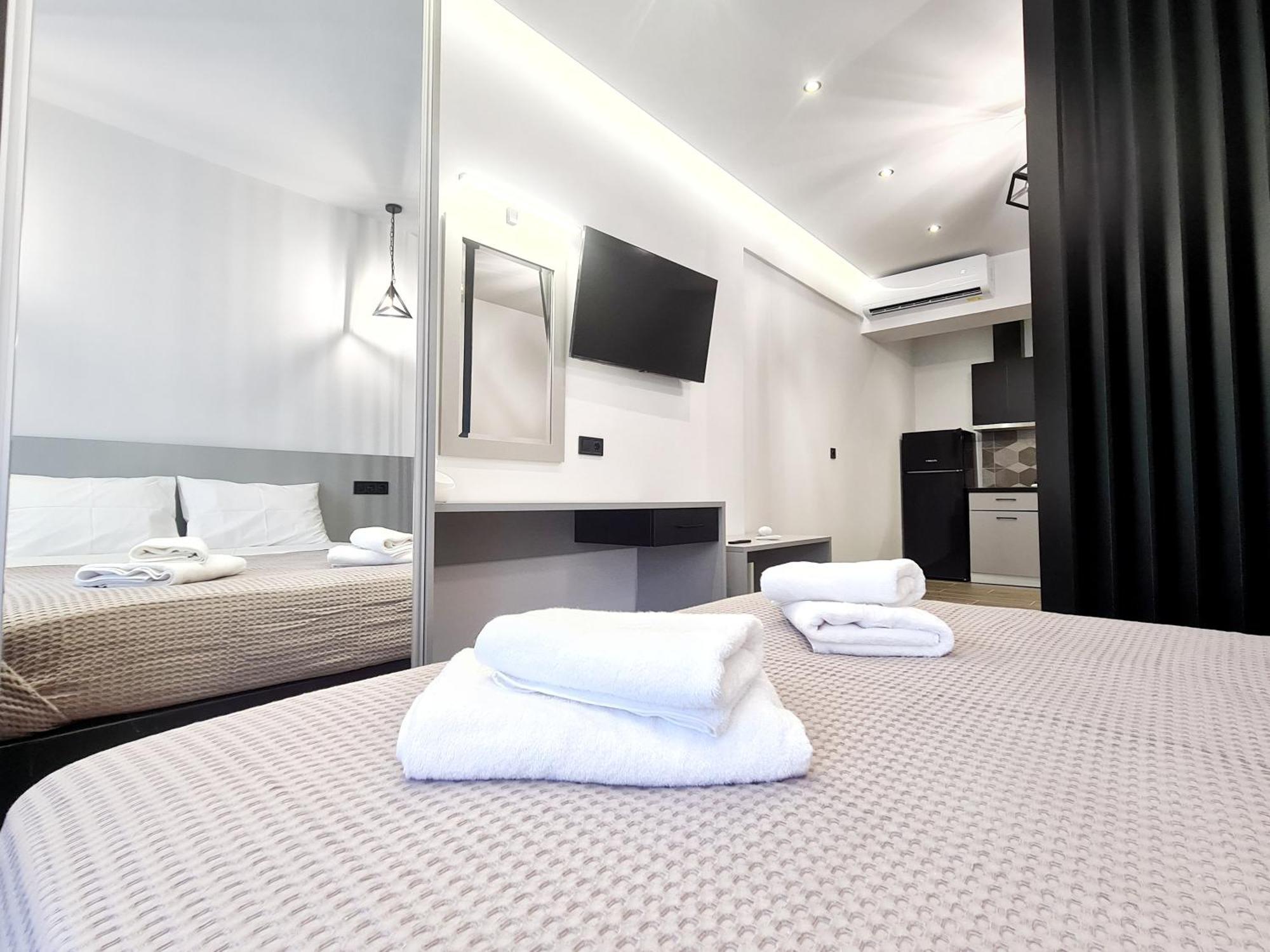 Agnanti-Apartments B Nikiti  Eksteriør billede